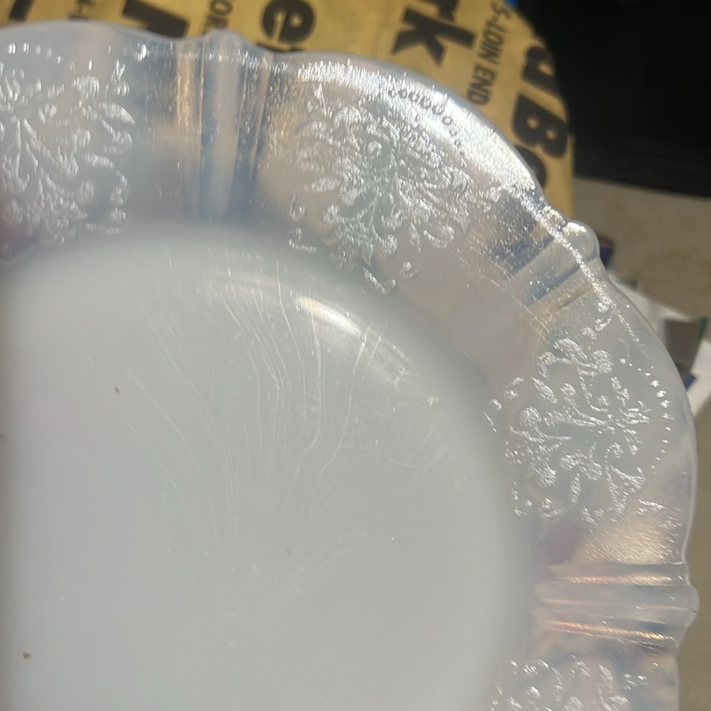 Retro - Picture 2 of 3